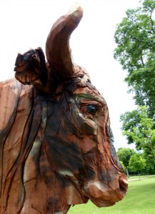 Le Taureau - sculpture de Jurgen Lingl-Rebetez  - crédit photo Yseult Carré                            